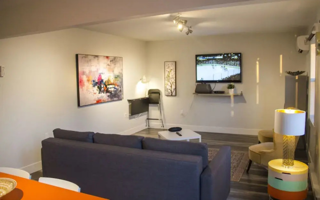 WOW Luxury Suites - Halifax Downtown