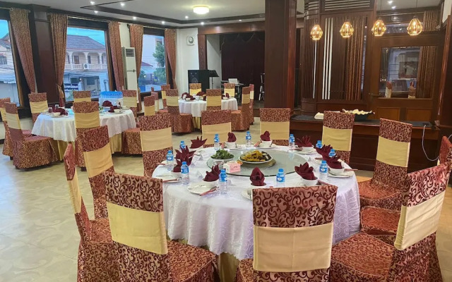 Anoulackkhenlao Hotel