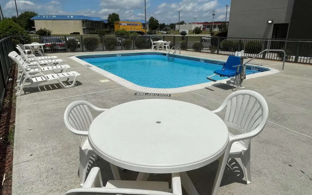 Quality Inn Fayetteville