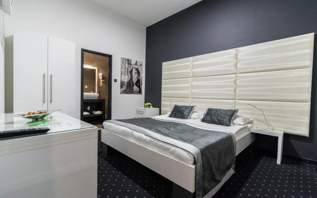 Hotel Cool Zagreb Airport