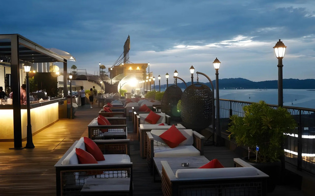 Goldsands Hotel
