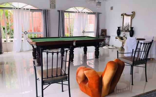 Petite Flower Guest House