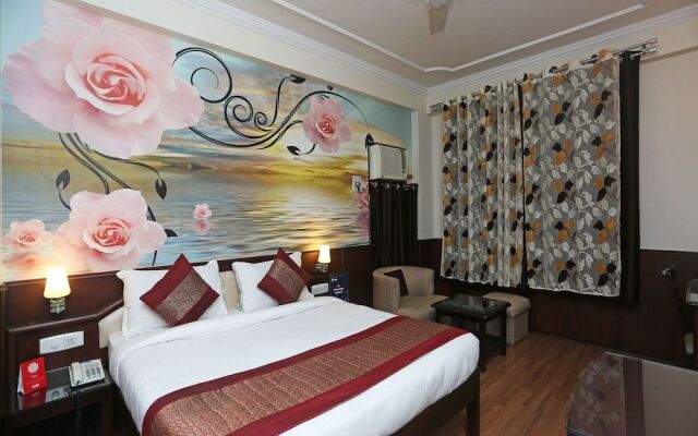 OYO 9537 Hotel Park Grace