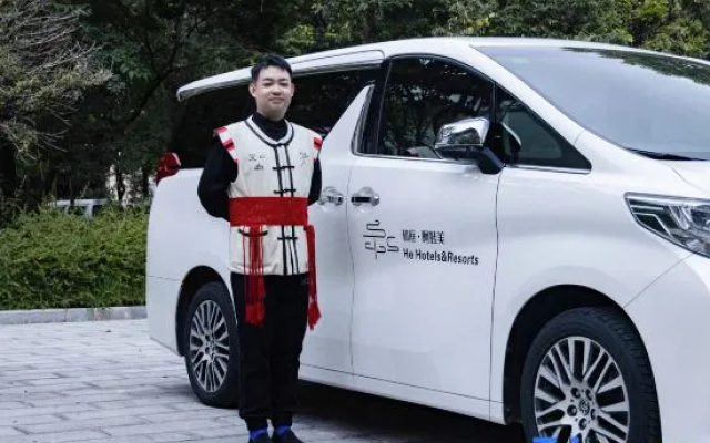 He Hotels Resorts – People – Lijiang