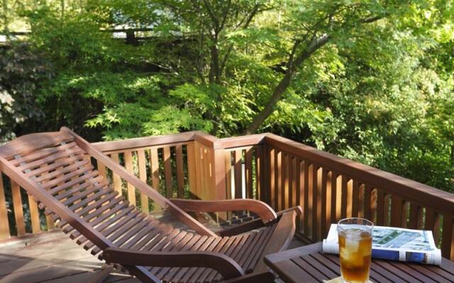 Ujo Soan (Adult Only)