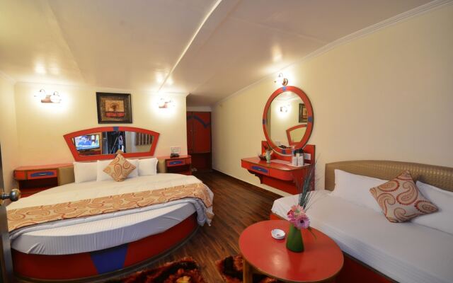 Hotel Happy Home The Lake Paradise