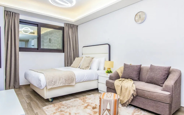 Bloomfields Laya Luxe STU In JVC