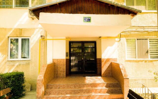 C-House Inchiriaza Apartament 2 Camere in Regim Hotelier