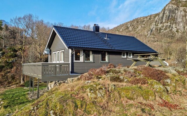 Nice Home in Lyngdal With Wifi and 4 Bedrooms