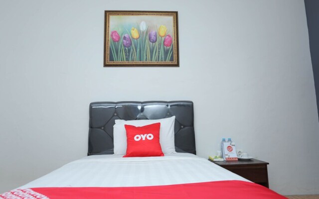 Tiara Guest House by OYO Rooms