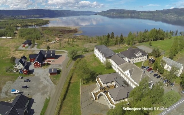 Thon Partner Hotel Selbusjøen