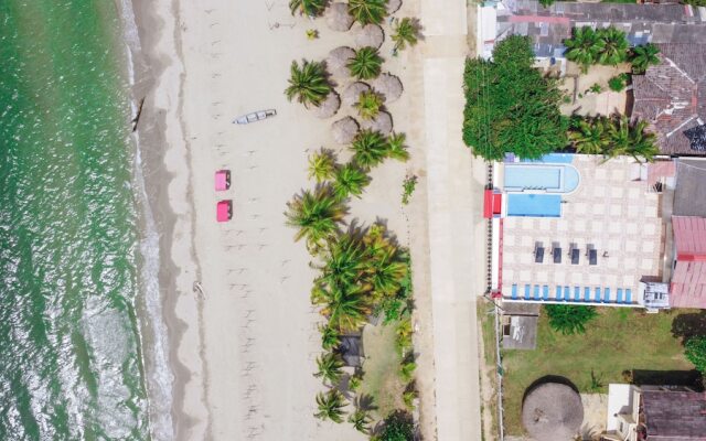 Hotel Playa Divina