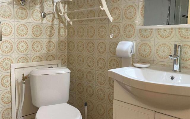 Appartement Balaruc-les-Bains, 1 pièce, 2 personnes - FR-1-553-80