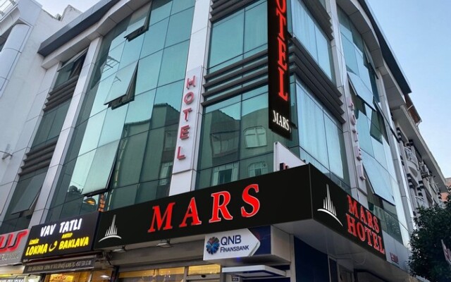 Mars Hotel