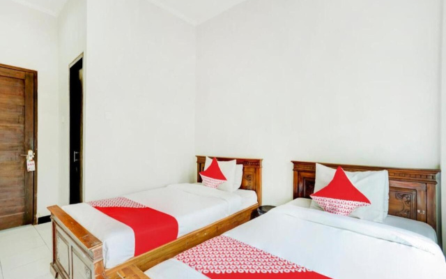 Hotel Warta Dua