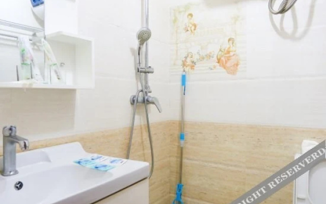 Xian Ruijia Express Apartment Hotel