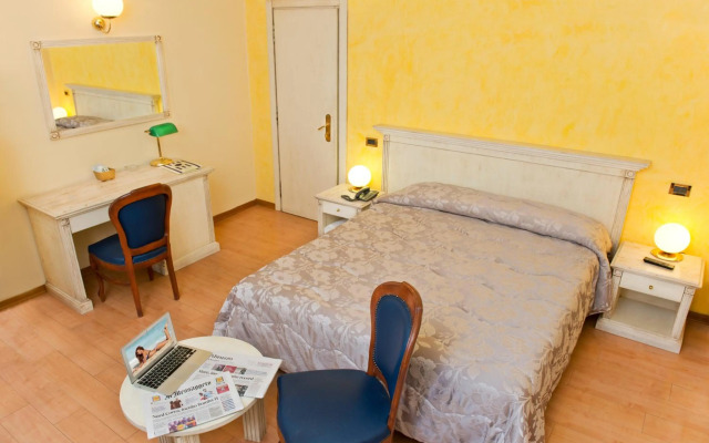 Hotel City