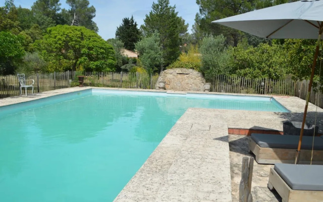 Holiday Home in Lorgues With Private Pool