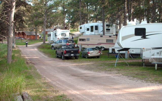 Custer Crazy Horse Campground