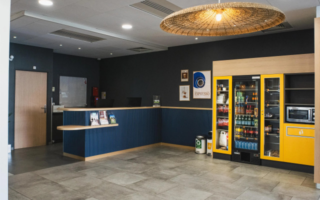 Kyriad ECO - Clermont Ferrand Estaing