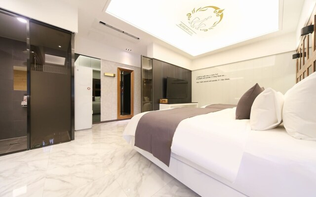 Daegu Hyeoksindosi Aurum