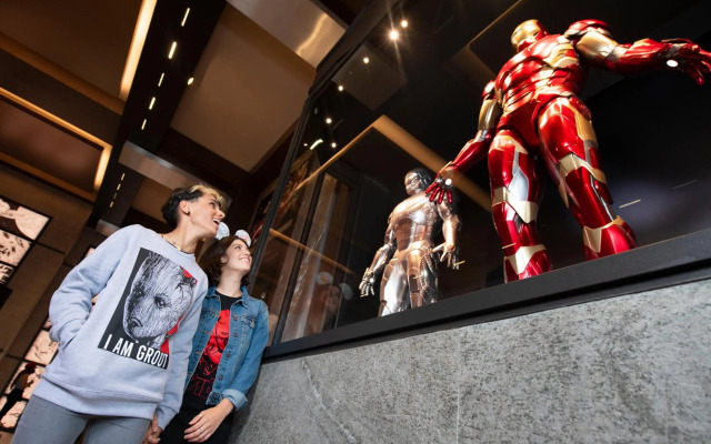 Disney's Hotel New York - The Art of Marvel