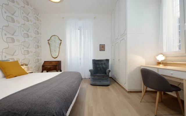 Brand new Vatican flat with terrace
