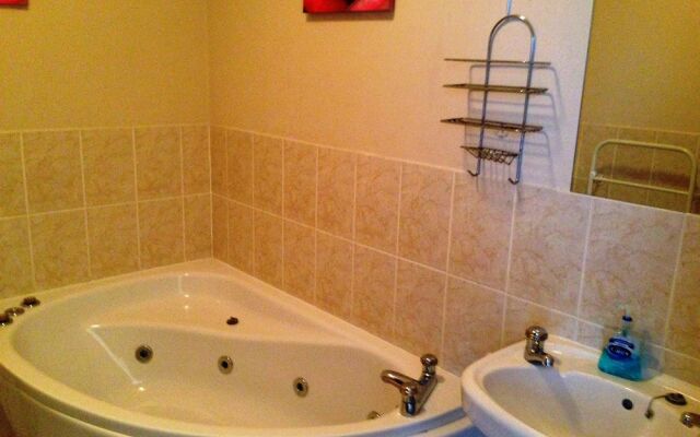 3 Tuns Coaching Inn