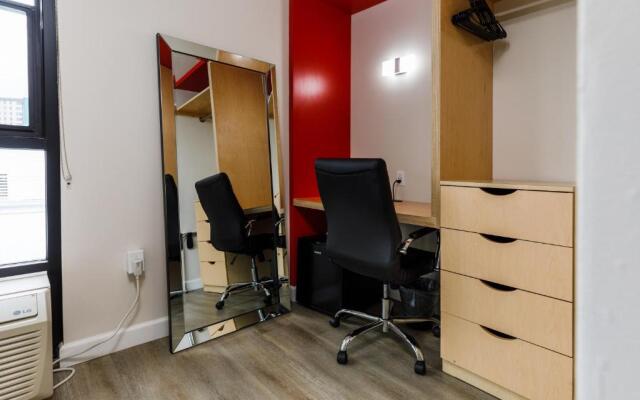 Park Plaza Lodge Hotel