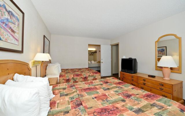 Rodeway Inn & Suites