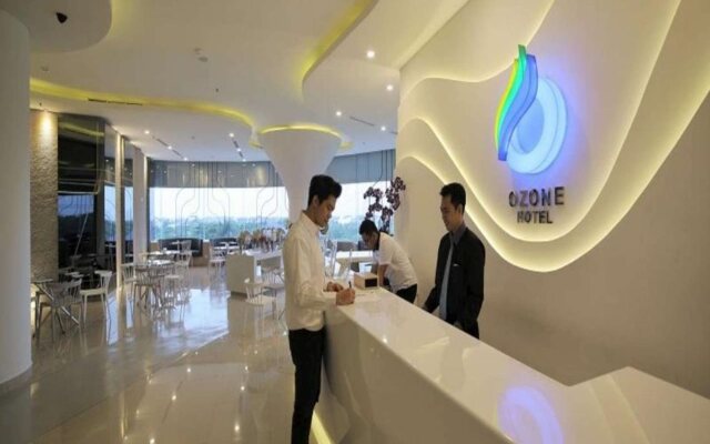 Ozone Hotel Pantai Indah Kapuk