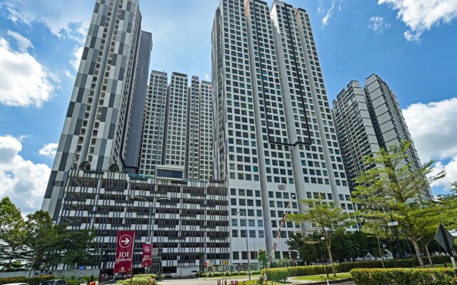 OYO HOME  90182 D' Summit Residence 1bhk @ YML 3320