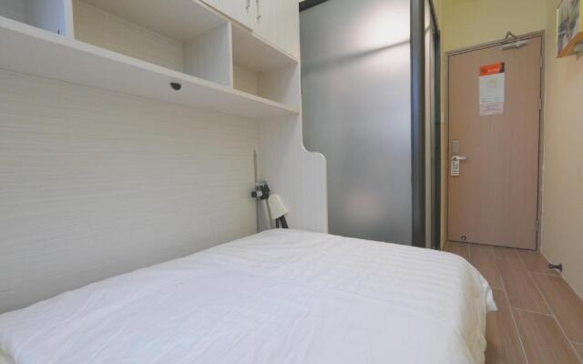 The new is Woody House hotel.