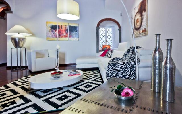 Scala Elegant Apartment