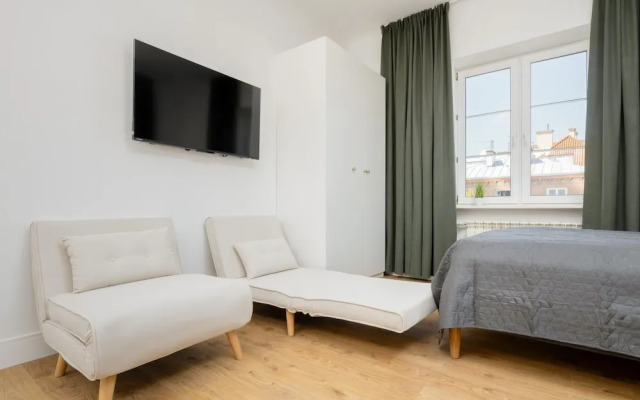 Studio in the Old City by Renters