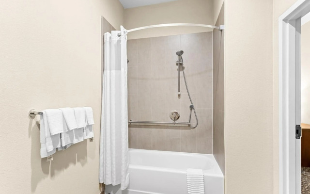 Comfort Inn & Suites Grenada