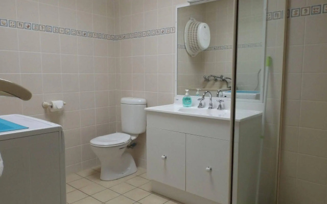 Surfside Holiday Apartments