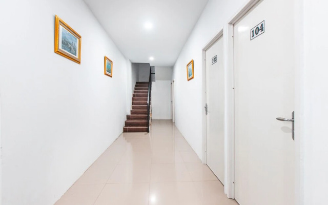 OYO 907 Wisma Cakung