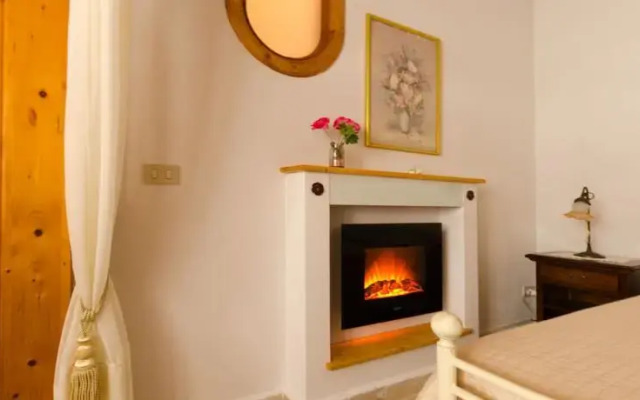 Alcantara Rustic House