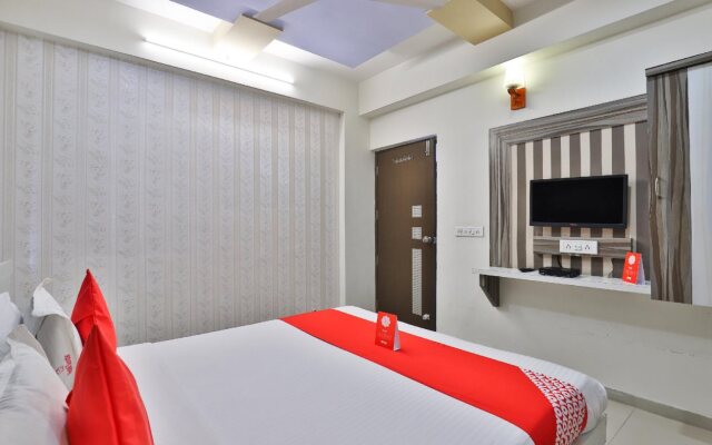 OYO 2656 Hotel Sunstar