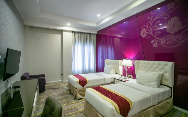 Sutan Raja Hotel And Convention Centre