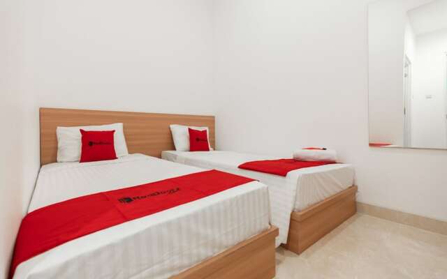 RedDoorz @ Graha Cemerlang Maros
