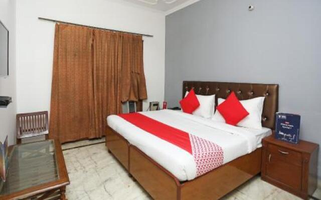 OYO 27683 Yash Residency