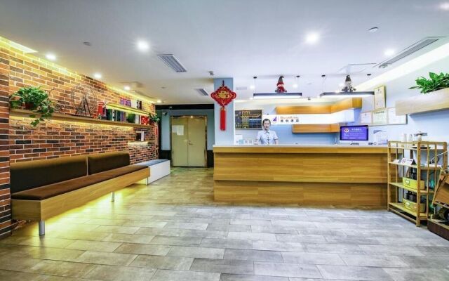 Maker Hotel