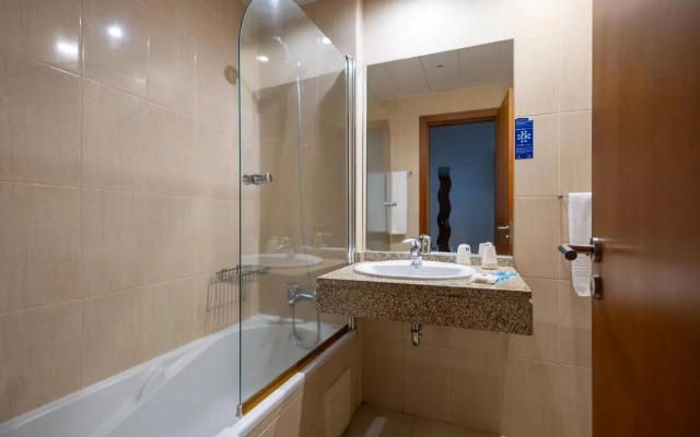 Hotel Apartamento Geres Ribeiro