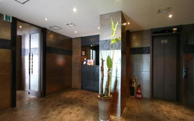 Wiiz Hotel