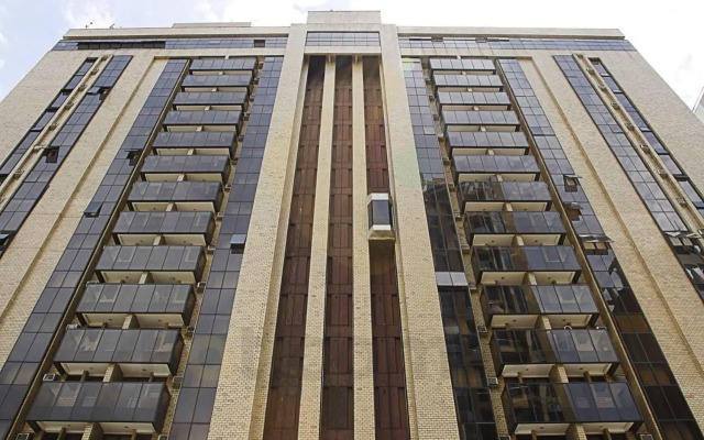 Qi Ibirapuera Intelligence Flat internet fibra e limpeza UH1903