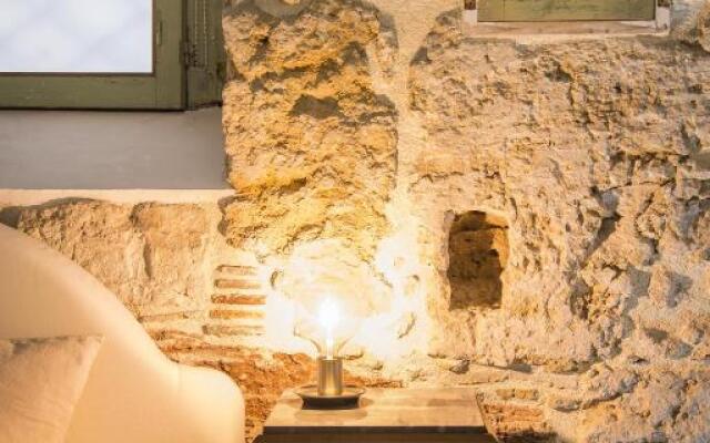 Stylish Home in Front of Casa Professa