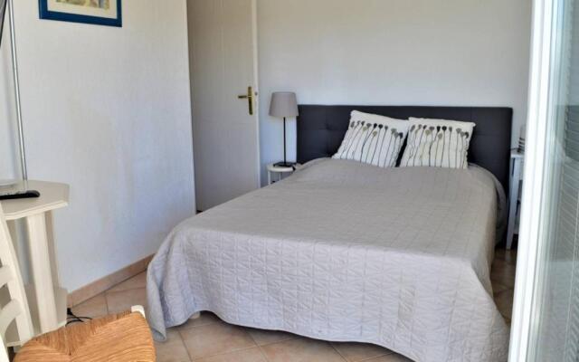 Appartement Cavalaire-sur-Mer, 2 pièces, 4 personnes - FR-1-226B-101