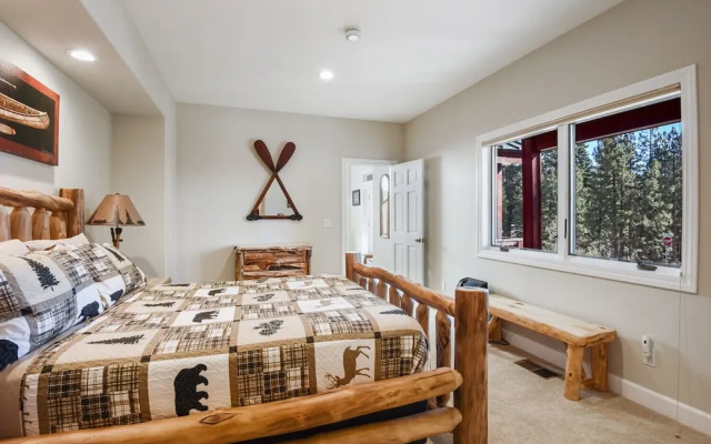 Mountain Bear Lodge